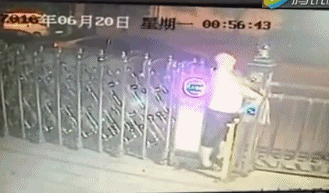 1467185198139375.png blob.png